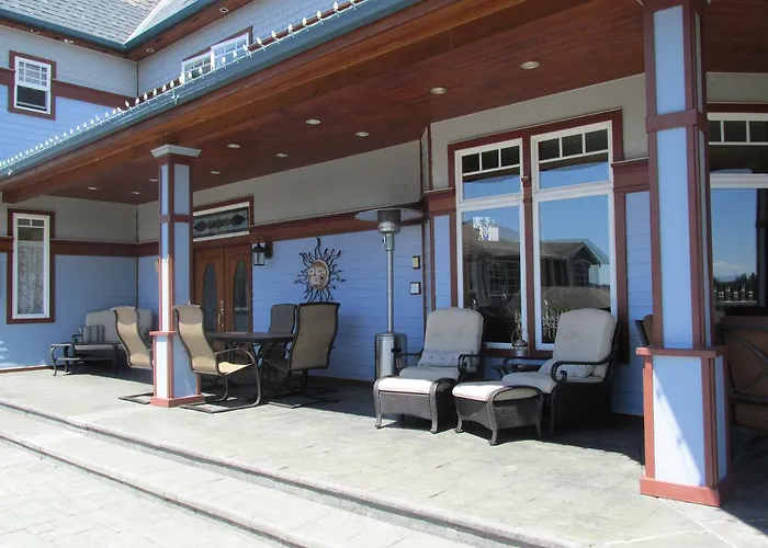 Mansion Inn Lake Stevens