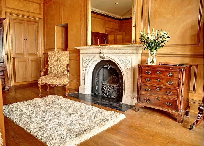 Bay Villa