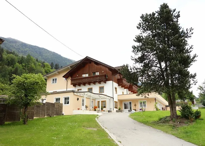 Pension Maier Flattach