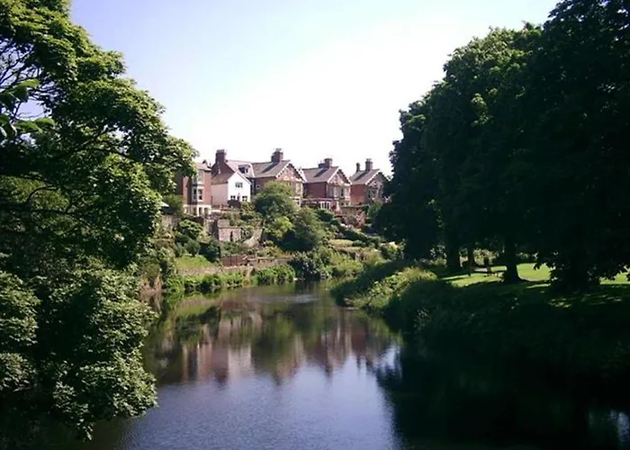 Riverside Guest House
