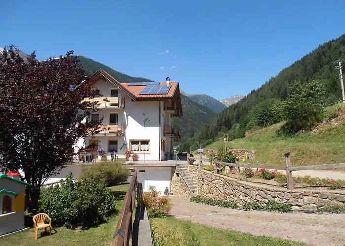 Baita Scaia Bed and Breakfast Cogolo
