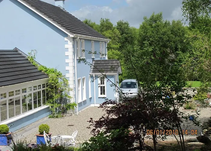 Five Oaks Bed & Breakfast With Free Parking, Tranquil Setting Londonderry