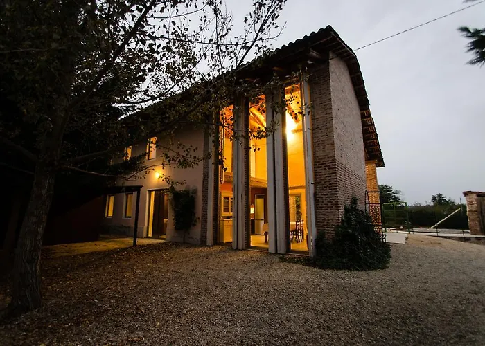Bed and Breakfast Il Riposo San Damiano dʼAsti