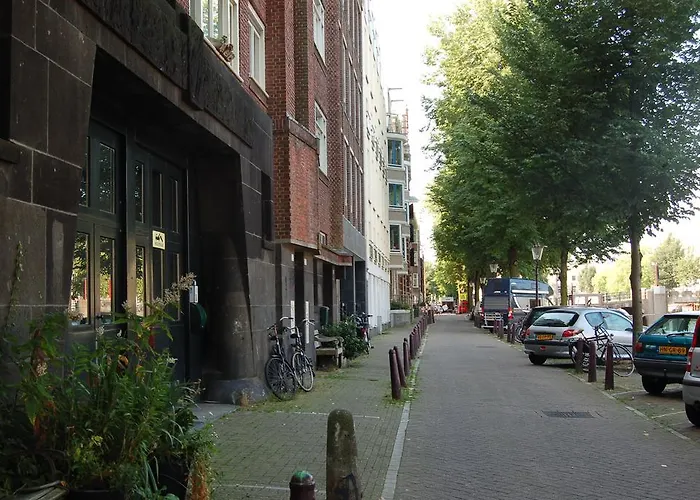 Amsterdam House Of Arts & Crafts