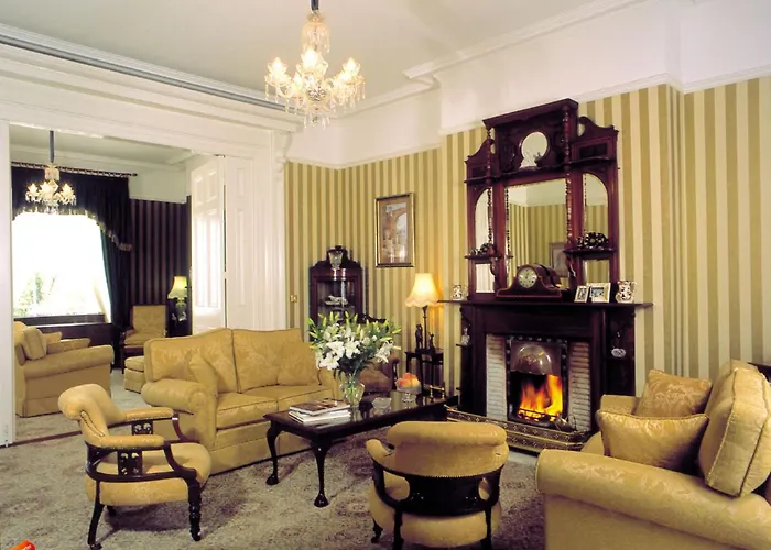 Ivyleigh House