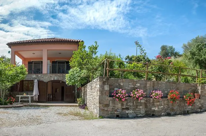 Bed and Breakfast Il Melograno Pollica
