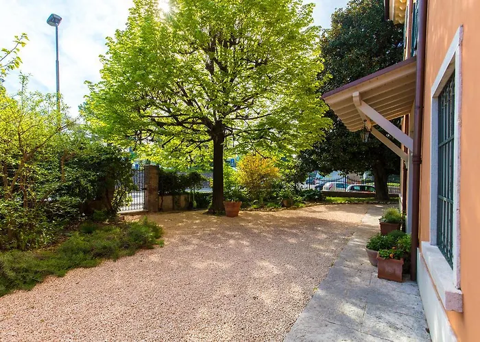 Bed and Breakfast CasaBiondani Lazise
