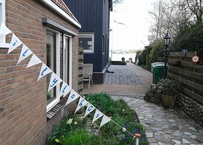 B&B It Lytshus Earnewâld