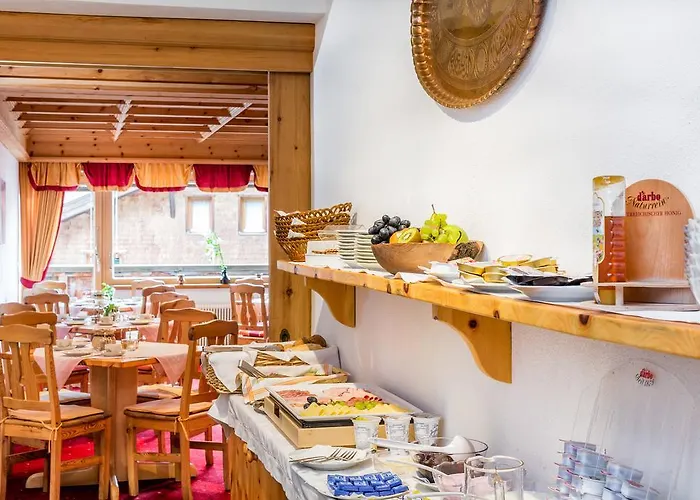 Hotel Garni Ernst Falch St. Anton am Arlberg