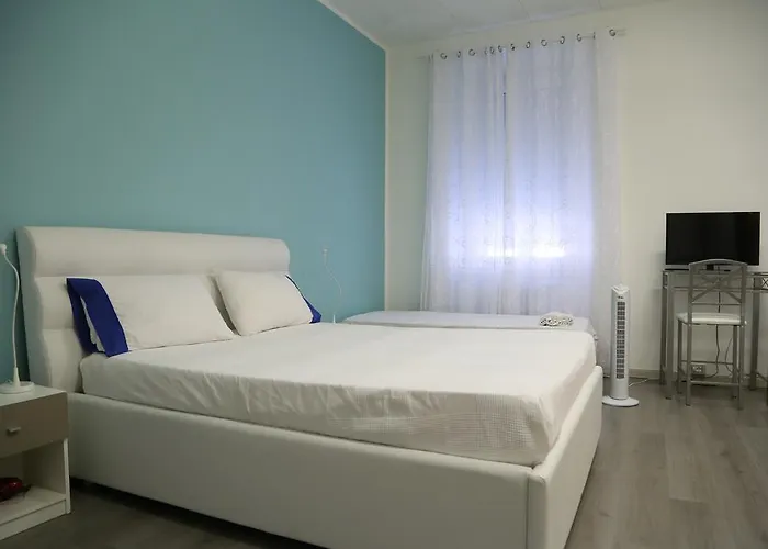 B&B Porto Vecchio ROOMS - Stazione Centrale Trieste