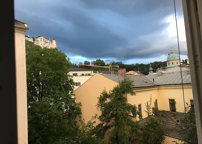Sarah's Altstadt Oase