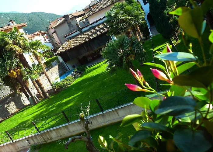 Giardino alla Torre Bed&Breakfast Dro