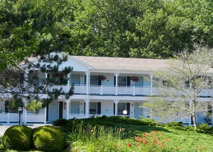 Cedar Crest Inn