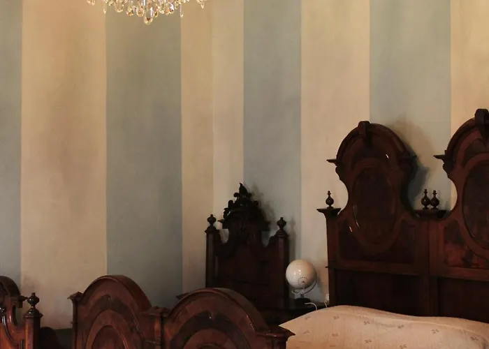Room And Breakfast Torre Felino