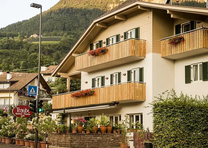 B&B Pizzeria Zur Traube Montan