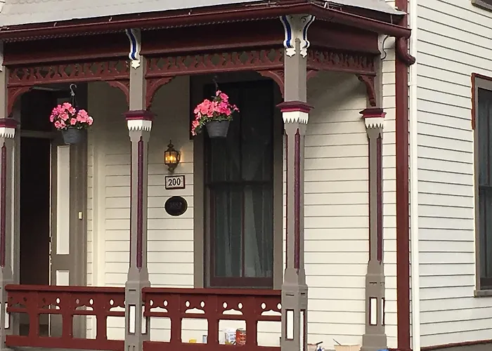 Rose Street Bed & Breakfast