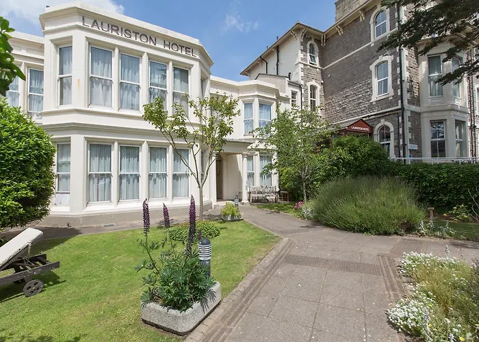 Lauriston Hotel