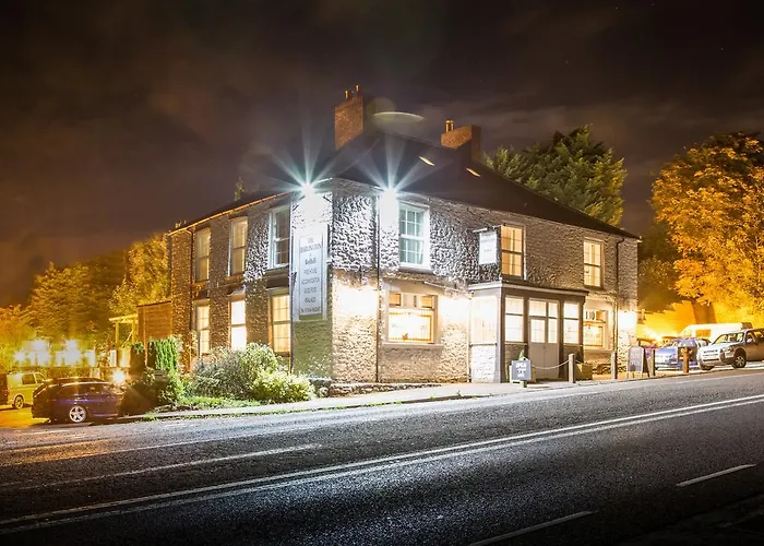 Darlington Arms By The Airport - Free Parking -Bar & Food