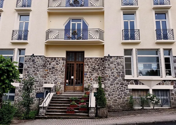 Le Pavillon