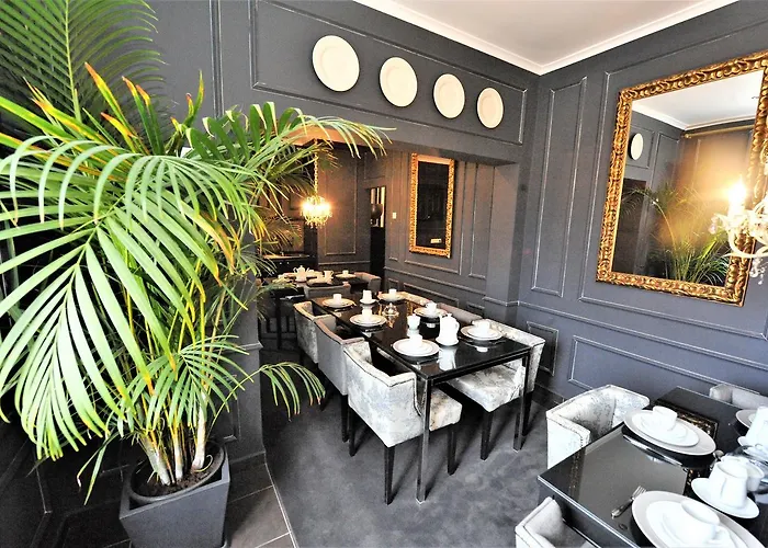 Angra Bed & Breakfast