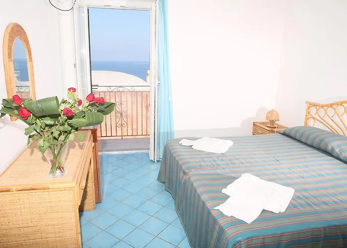 Affittacamere Via Muraglione Ventotene