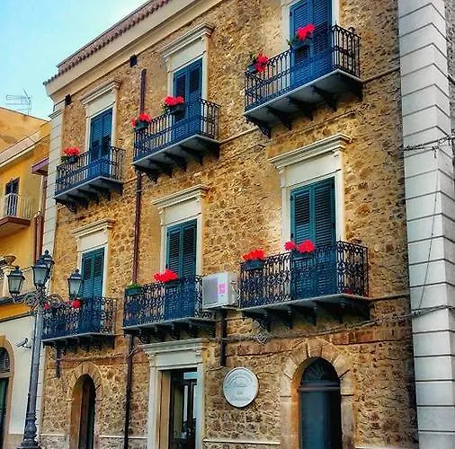 Bed and Breakfast il portico dei normanni Butera