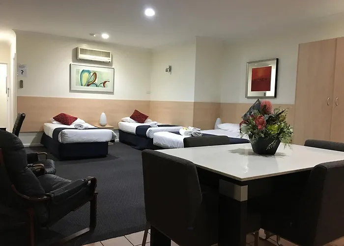 Lakeview Motor Inn