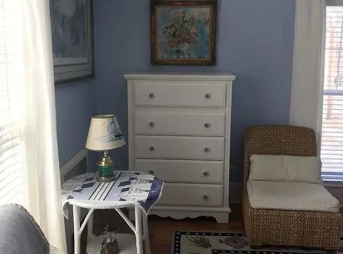 Topsides Bed & Breakfast Wolfeboro