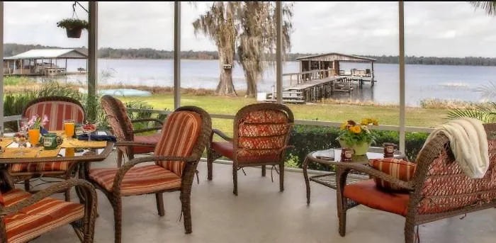 Hampton Lake Bed And Breakfast Starke