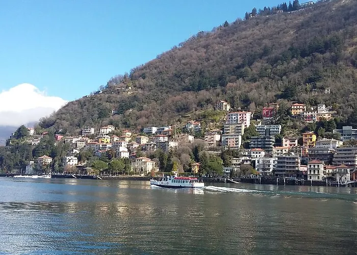 Al Porticciolo Di Sant'Agostino Bed and Breakfast Como