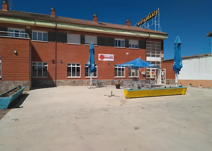Hostal El Tropezón Matallana de Valmadrigal