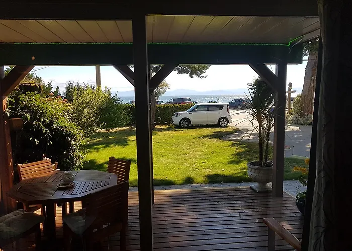 Davis Bay Bed & Breakfast Sechelt