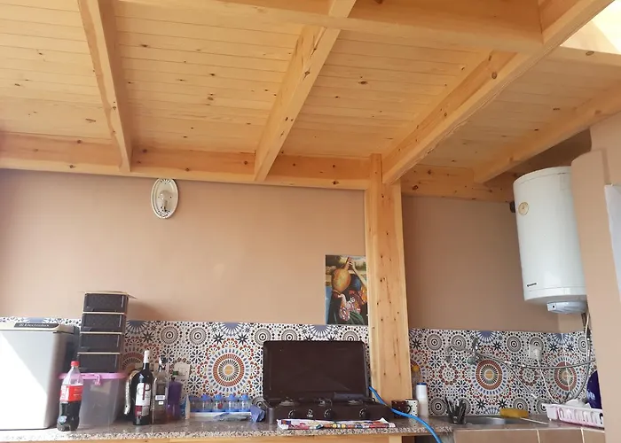 Bed and Breakfast Playa Surf House Azazoul