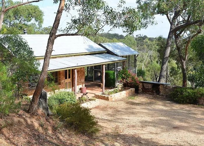 Trestrail Cottage Accommodation