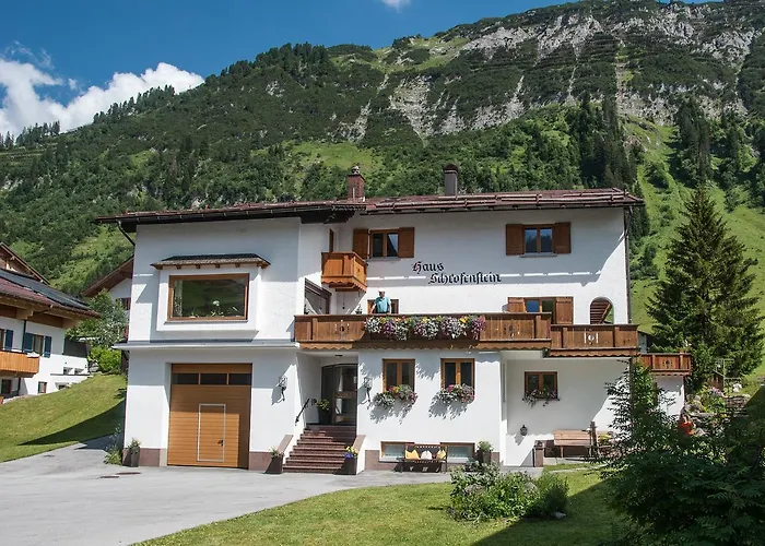 Haus Schrofenstein