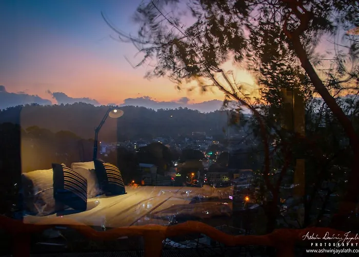 Bed and Breakfast Square Peg Kandy