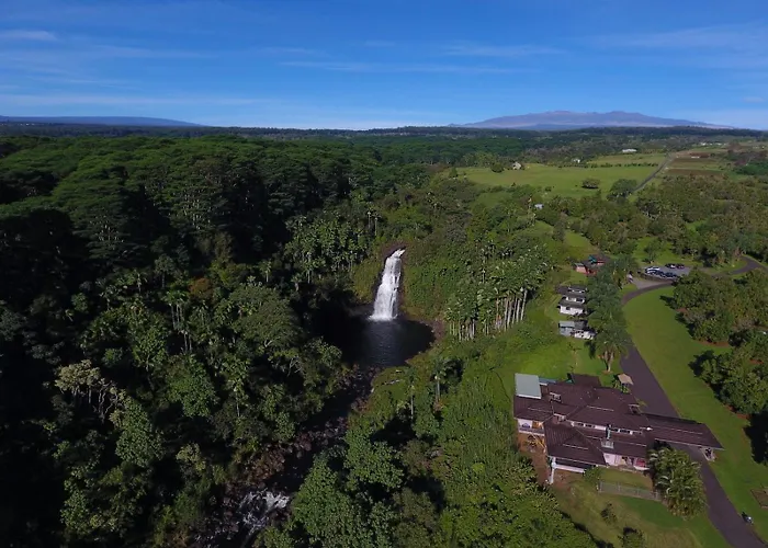 The Inn At Kulaniapia Falls