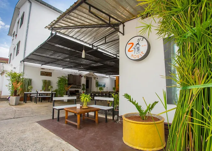 Zzhouse