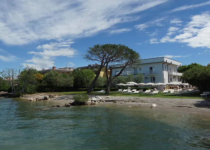 Hotel Saviola