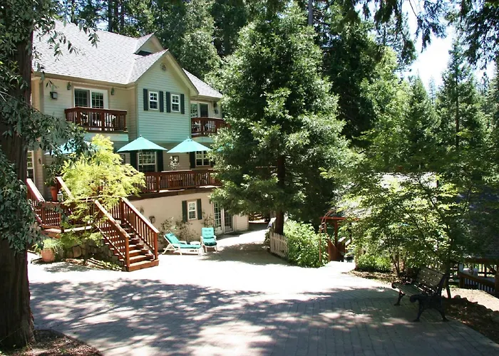 Mccaffrey House Bed And Breakfast Inn