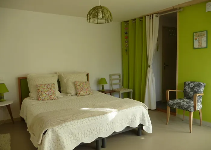 Bed and Breakfast Le Jardin aux Oiseaux à Férel