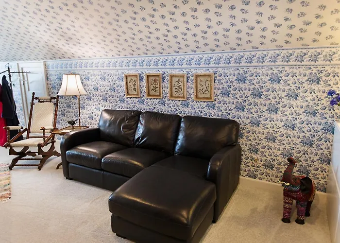 The Timbrook Guesthouse Riverlea