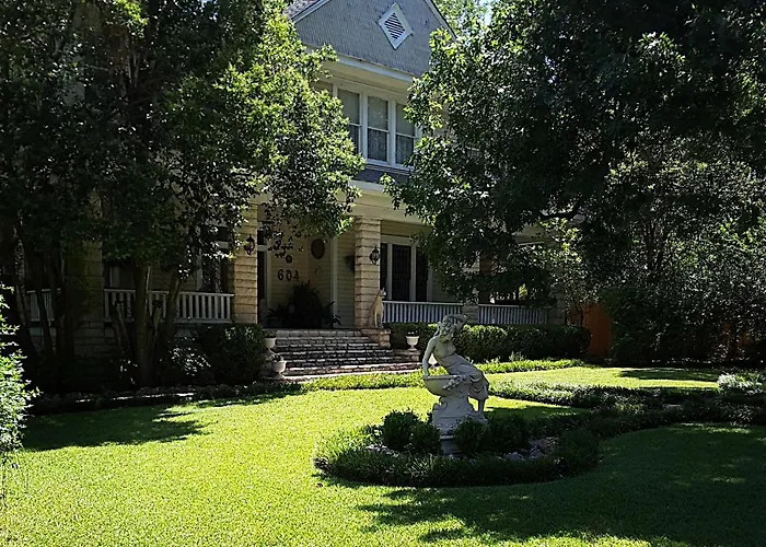 Strickland Arms Bed And Breakfast