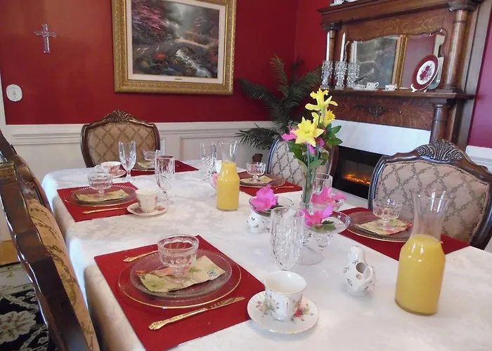 Caroline'S Bed And Breakfast Summerville