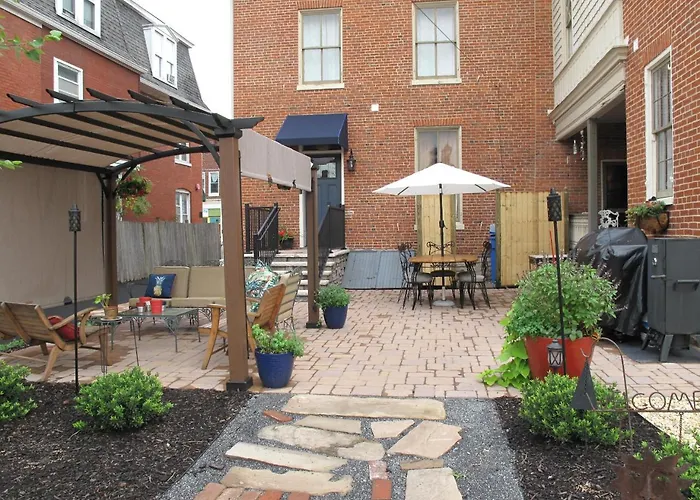 Georges On York Boutique Inn