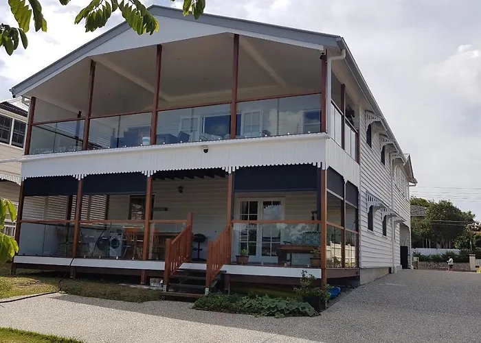 Sustainable B&B By The Bay Brisbane