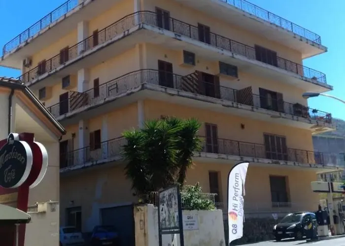 T-Room Tropea