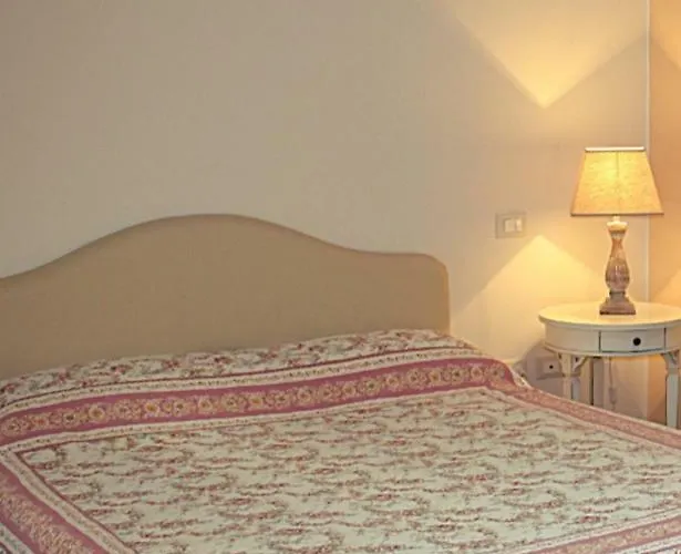 Il fiore e la farfalla Bed and Breakfast Pieve Vecchia 