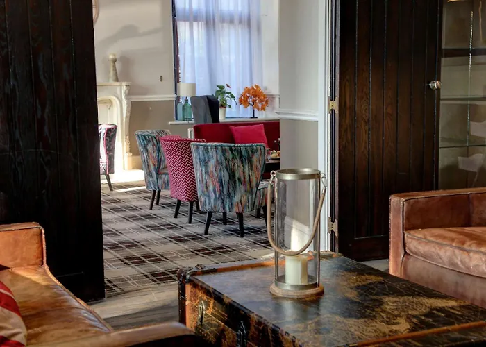 Stonecross Manor Hotel