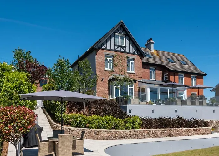 The Dartmouth Boutique B &B
